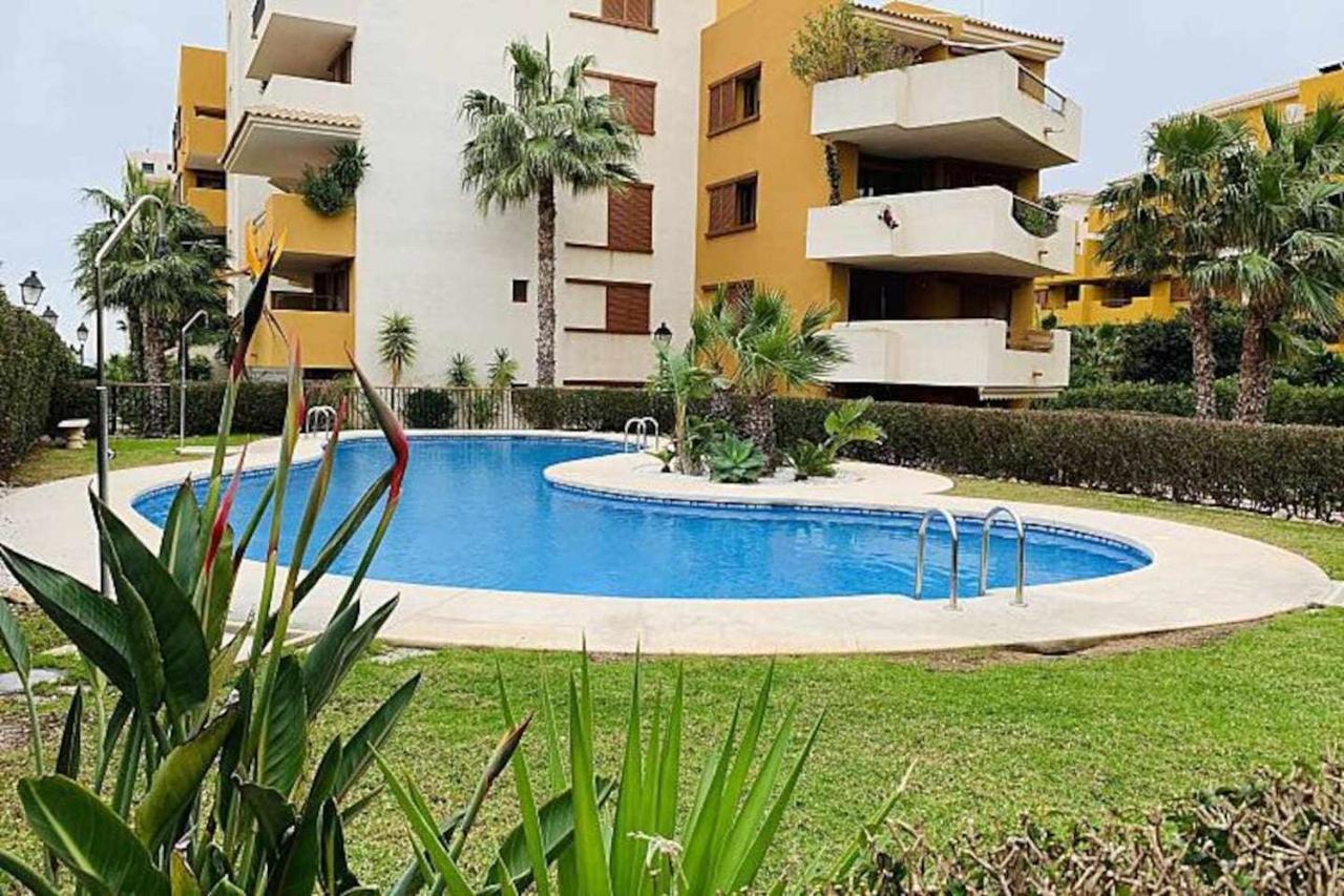 Acogedor Apartamento Al Lado De La Playa Alicante Bagian luar foto