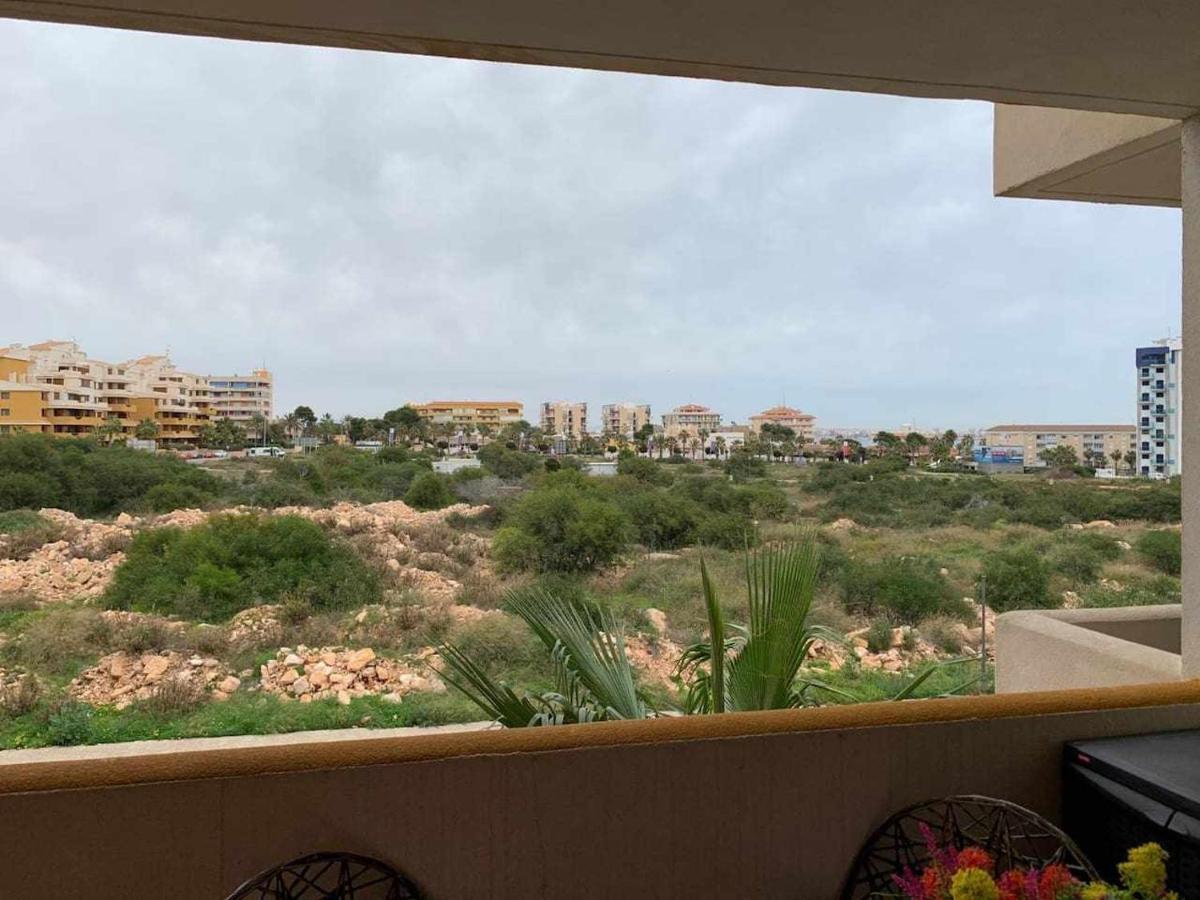 Acogedor Apartamento Al Lado De La Playa Alicante Bagian luar foto